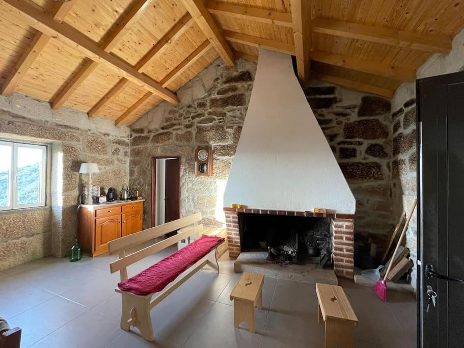 Casa Do Moura Villa อาร์กอสเดวัลเดเวซ ภายนอก รูปภาพ